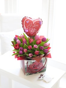 Valentine's Bouquet of red and pink Tulips