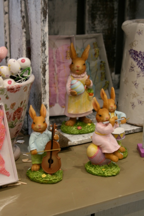 Easter bunnies ornaments